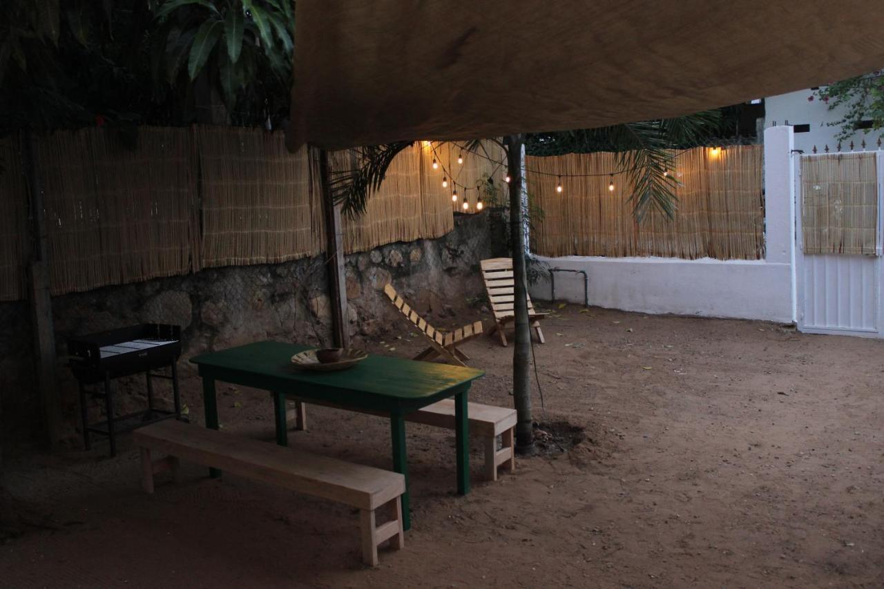 Mi Puerto Beach Hostel Пуерто Ескондидо Екстериор снимка